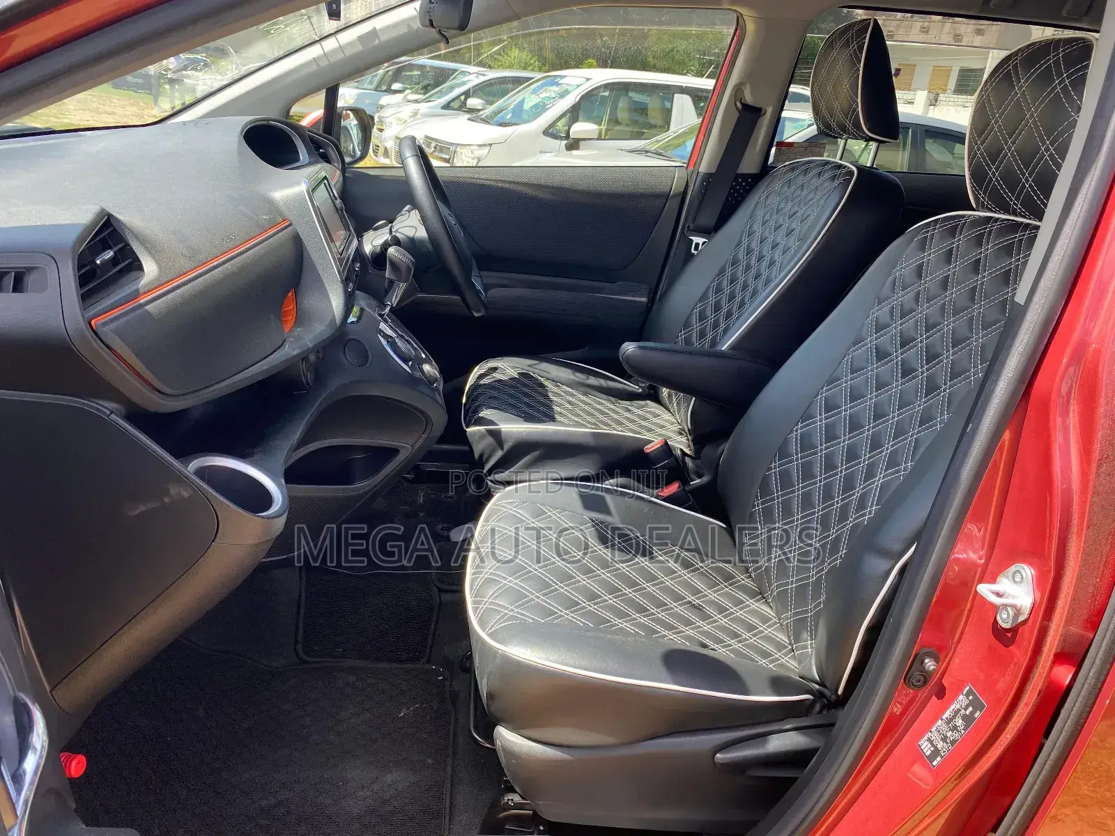 Toyota Sienta 2018 Burgundy