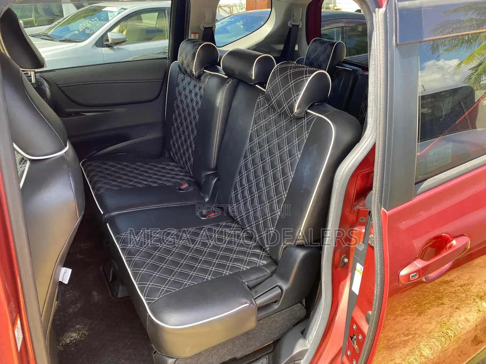 Toyota Sienta 2018 Burgundy