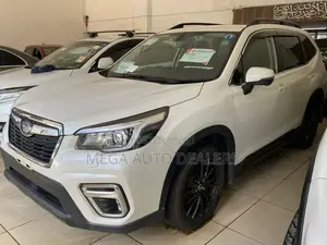 Subaru Forester 2018 White