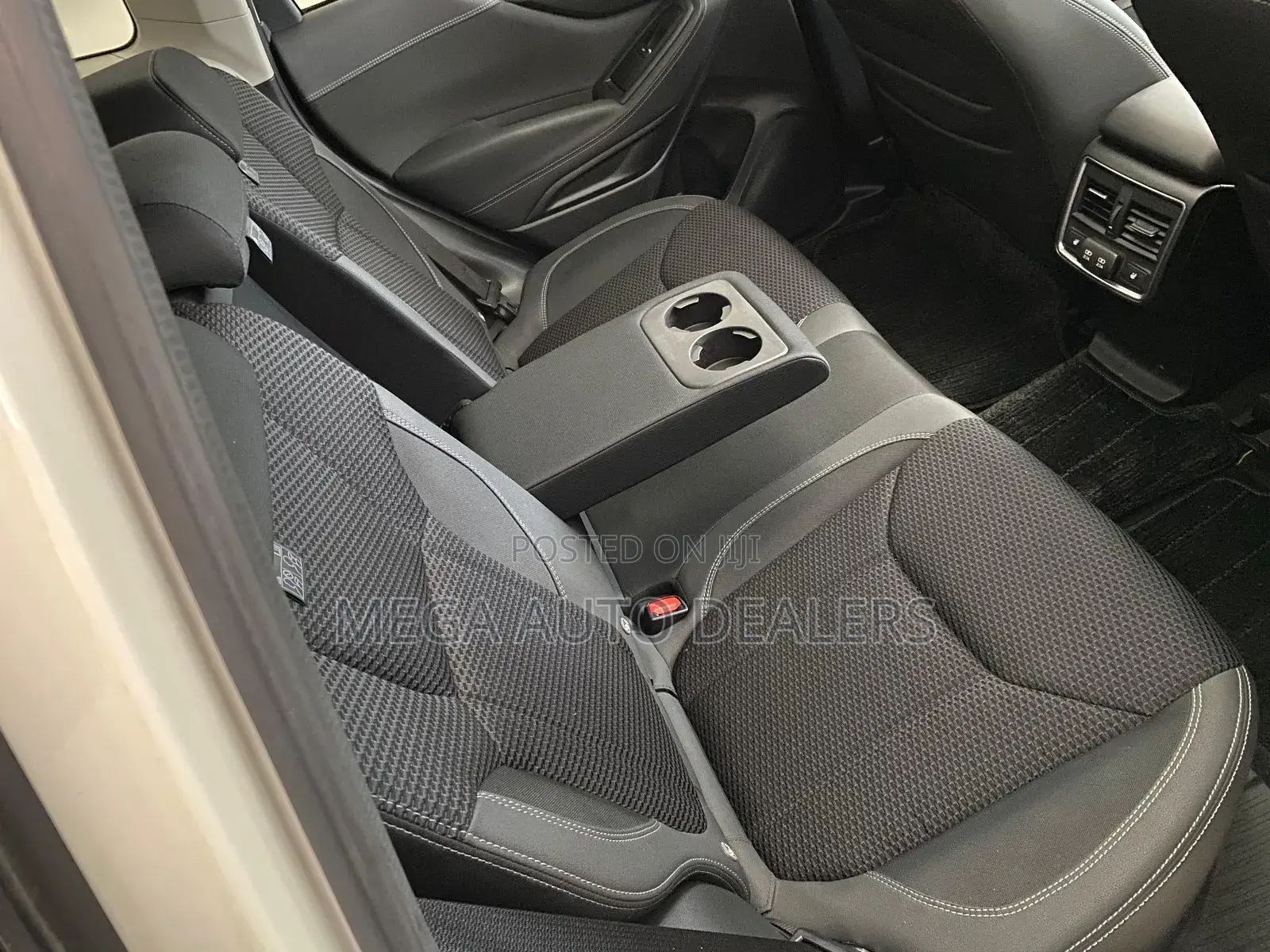 Subaru Forester 2018 White