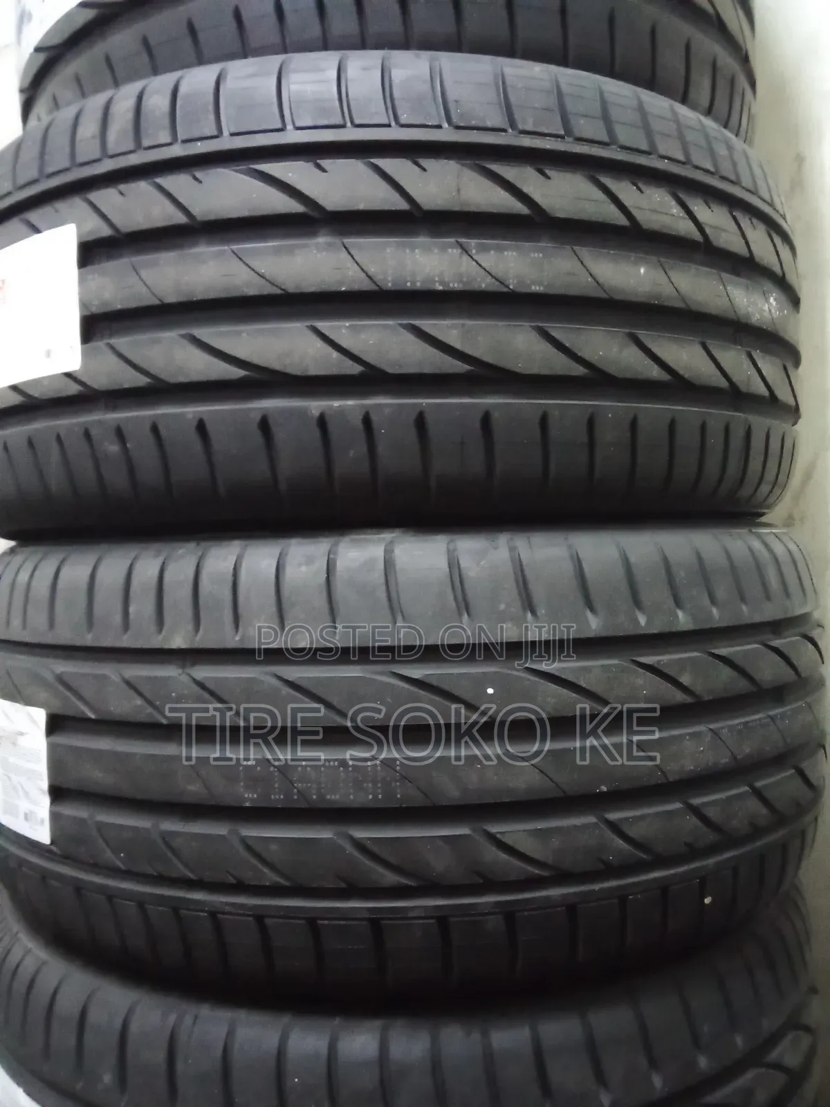 265/40 R21 Maxxis Victra Vs5
