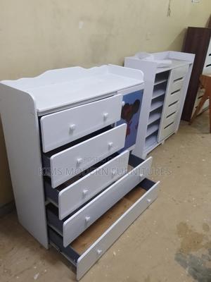 White Haven Chest of Drawers - thumbnail 2