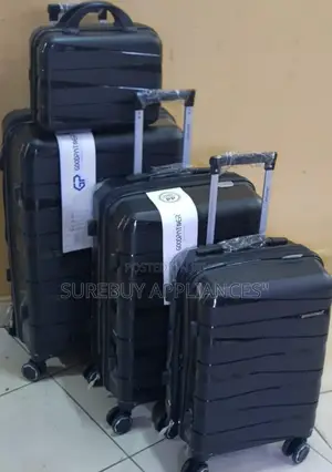 4 in 1 Luxurious Unbreakable Suitcase/Traveling Bag