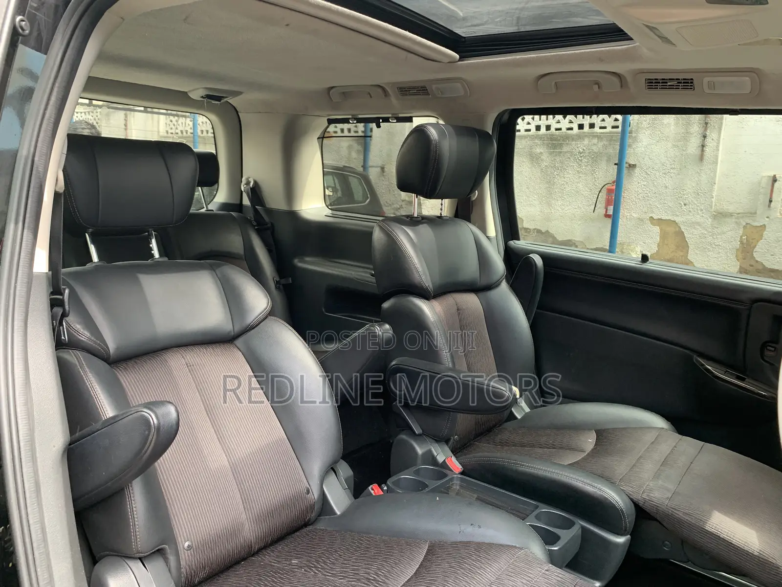 Nissan Elgrand 2017 Black