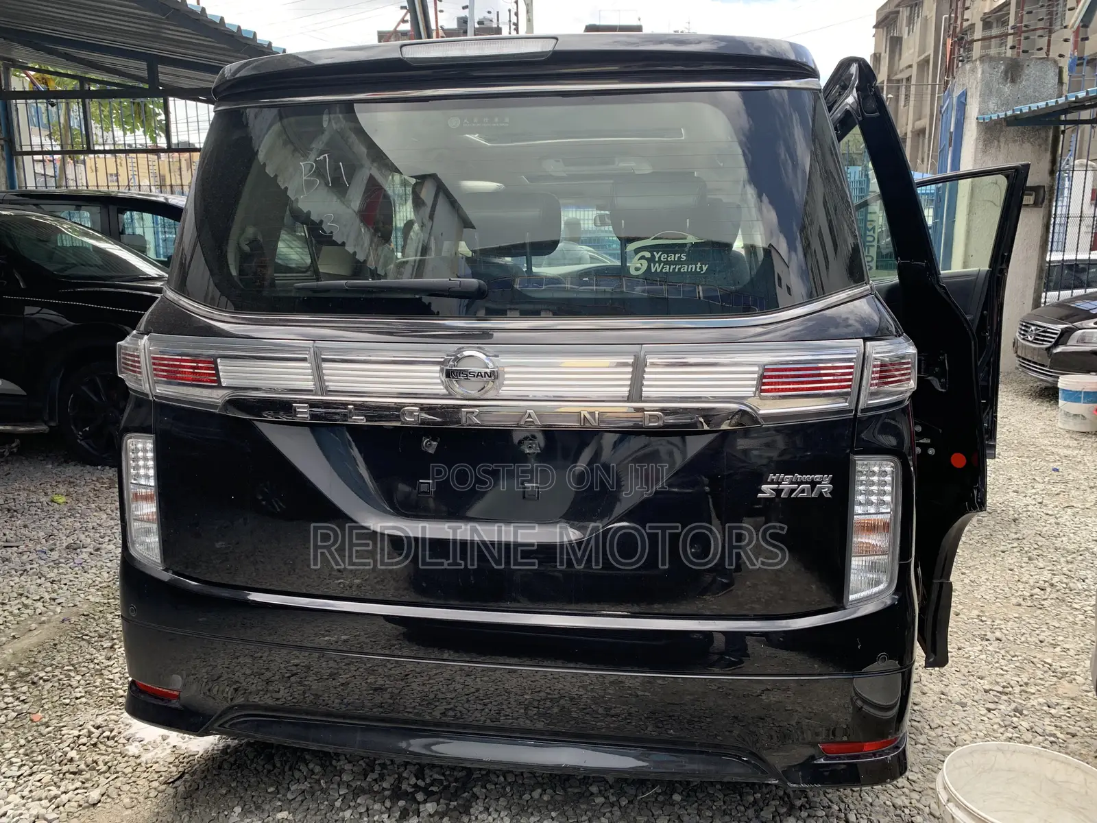 Nissan Elgrand 2017 Black