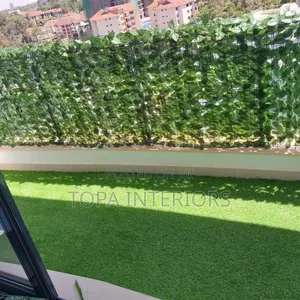 Generic Artificial Green Grass Carpets and Artificial Fence