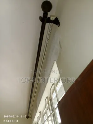 New House Window Curtain Rods for Hanging Curtains Per Metre