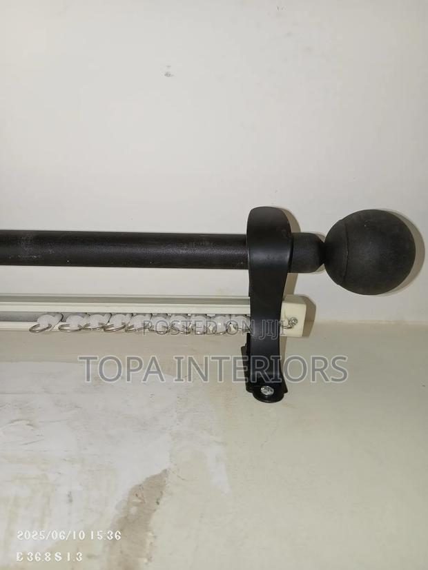 Home and Office Durable Local Curtain Rods Installation