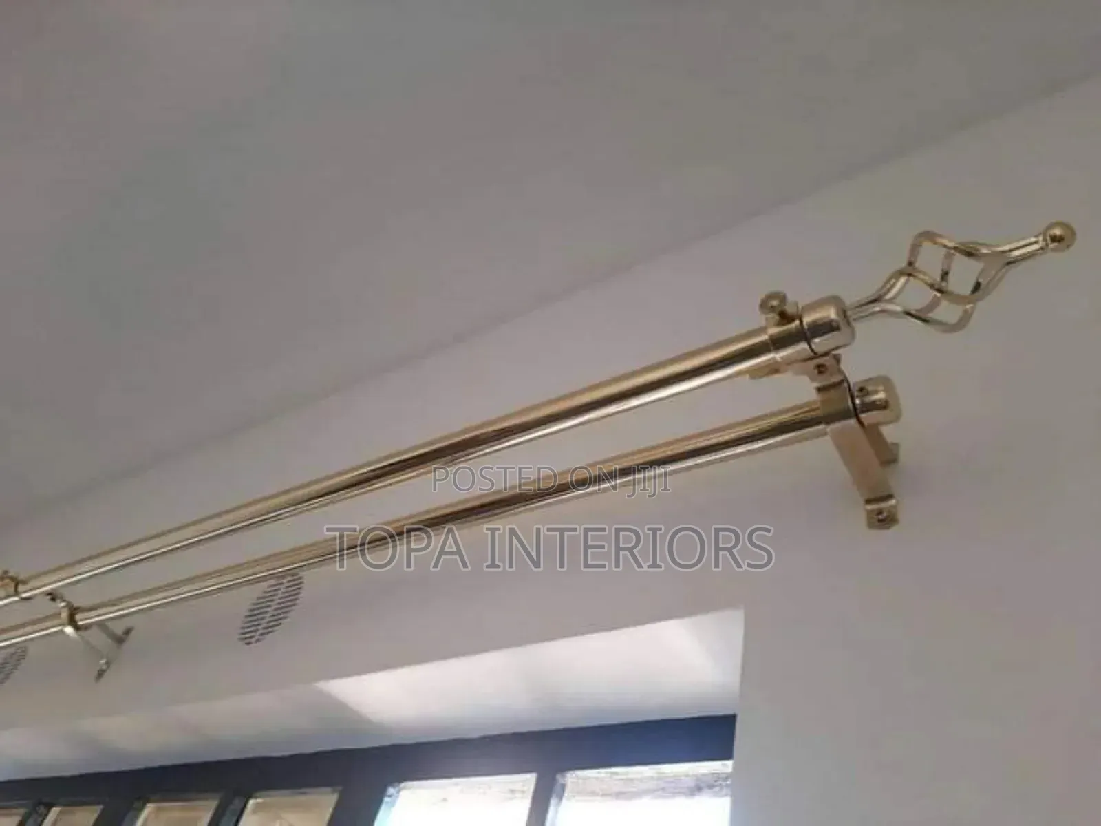 Gold Coloured 2m Double Chinese Adjustable Curtain Rods