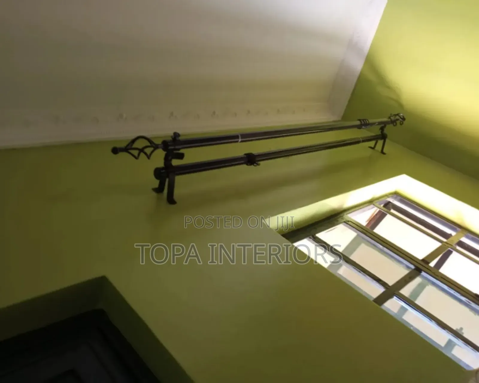 Black Coloured 2m Double Chinese Adjustable Curtain Rods