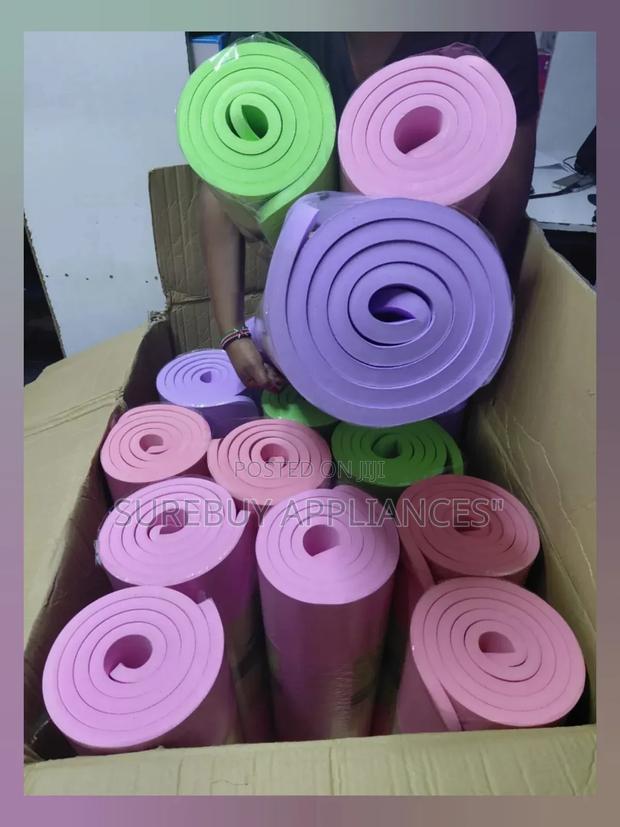 Yoga Mats. 8mm High Quality Exercise/Yoga Mats