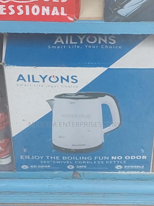 Ailyons Cordless Kettle - main view