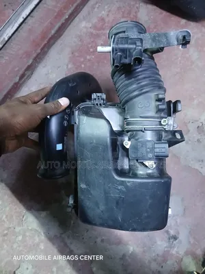 Toyota Ractis Air Cleaner