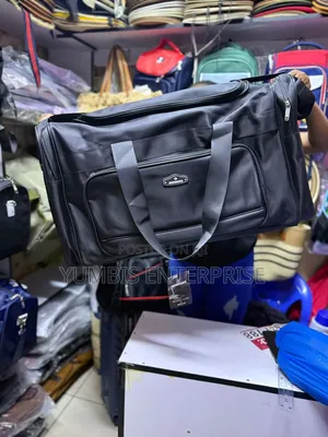 Black Oxford Quality Large Spacious Travelling Bags at 1800
