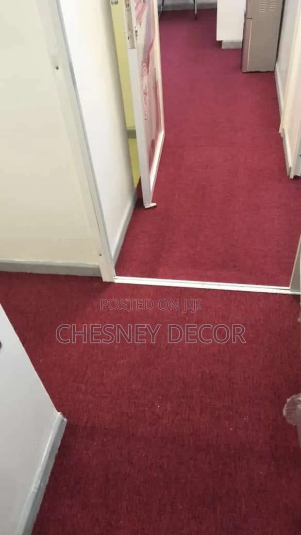 Maroon Delta  Wall To Wall Carpet - main view
