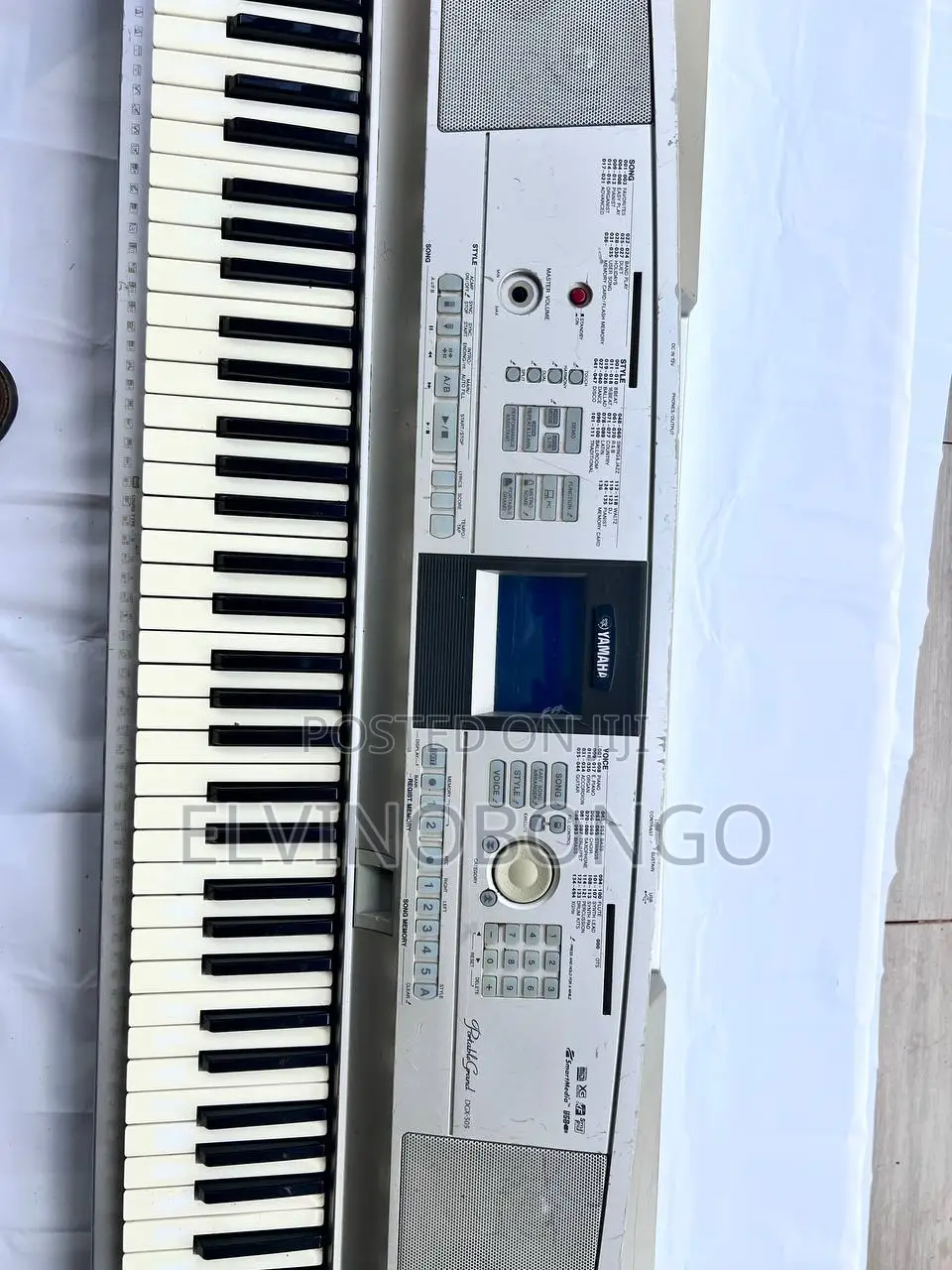 Yamaha DGX 505 Portable Grand Piano