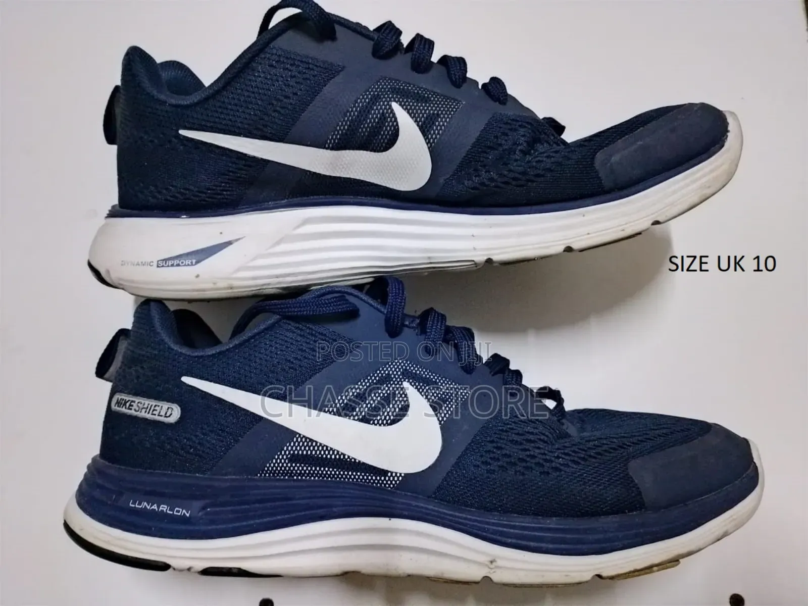 Sports Shoes