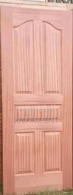 Mahogany Embozed Solid Door 32×80/Standard Door