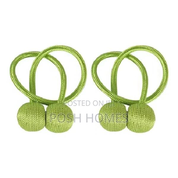 Green Magnetic Curtain Holder