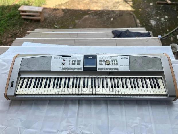 Yamaha DGX 505 Portable Grand Piano - thumbnail 7