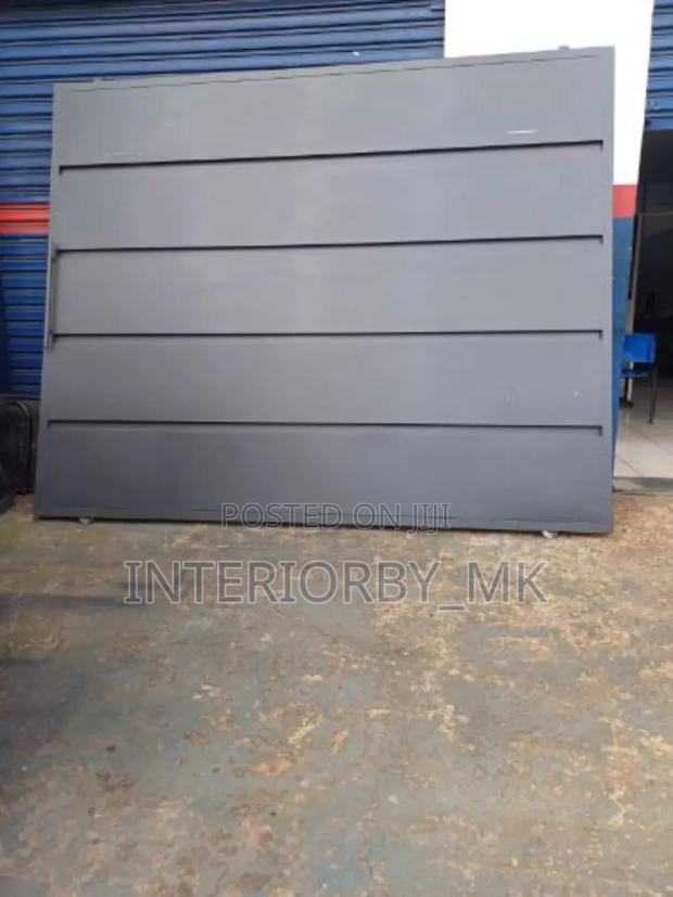 Modern Simple Sliding Gate - main view