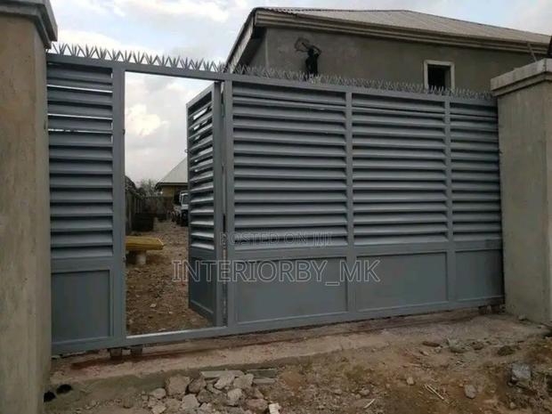 Grey Sliding Gate - main view