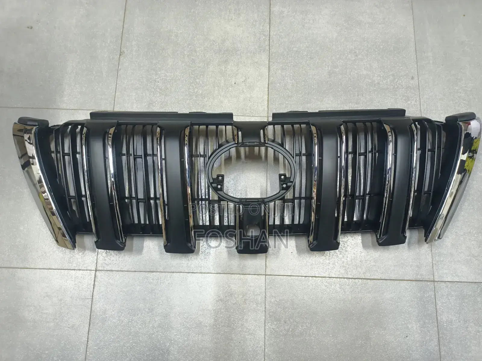 Prado 2014 Grille