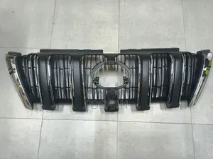 Prado 2014 Grille