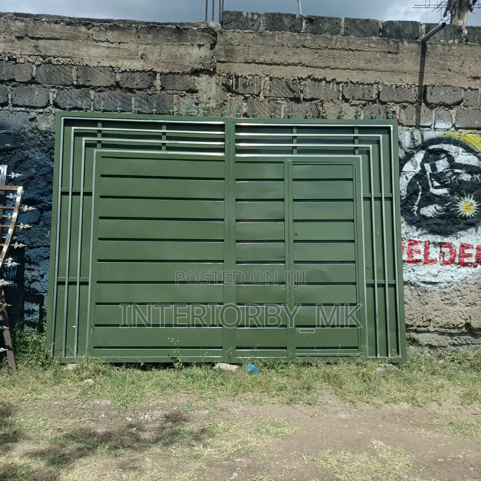 Green Sliding Gate