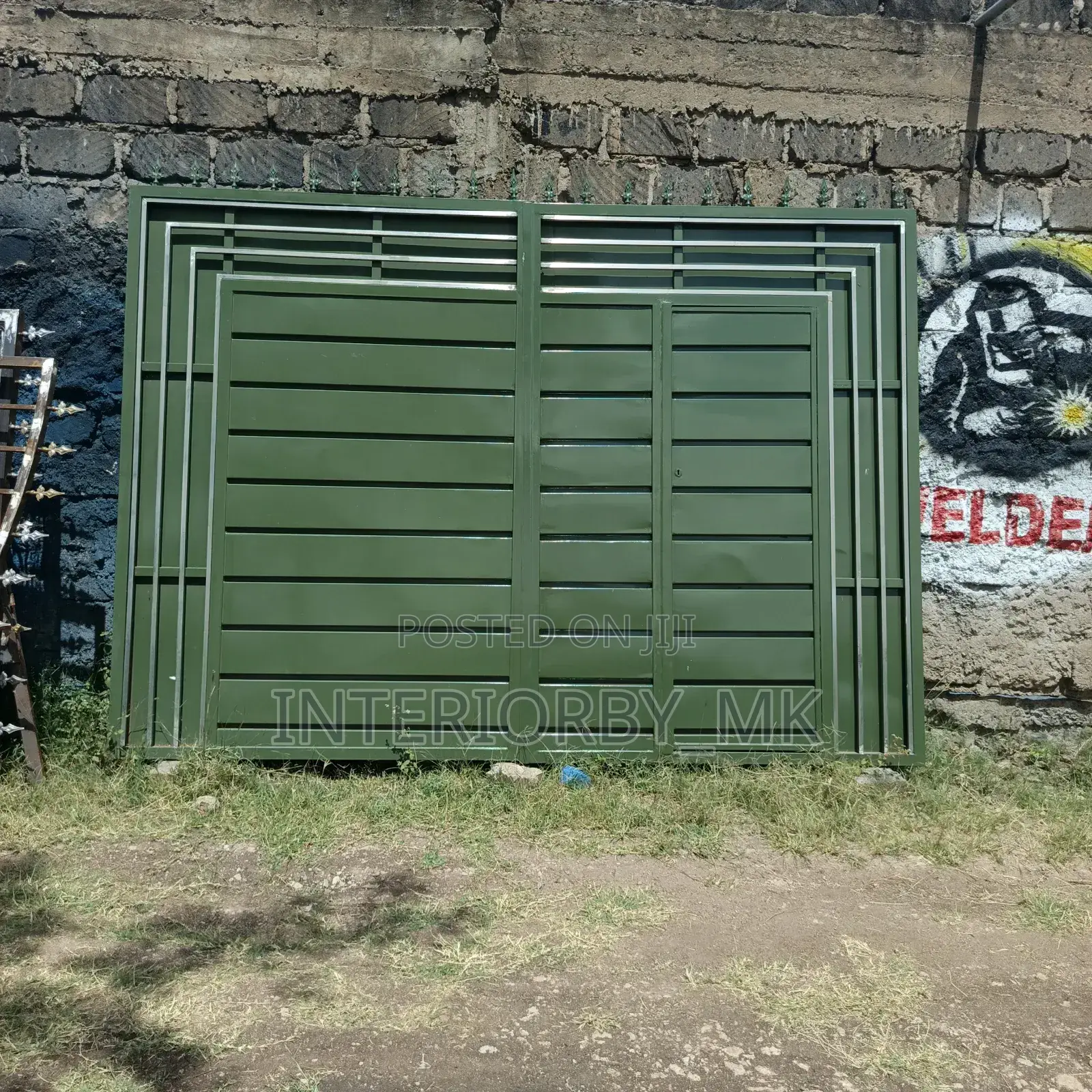 Green Sliding Gate