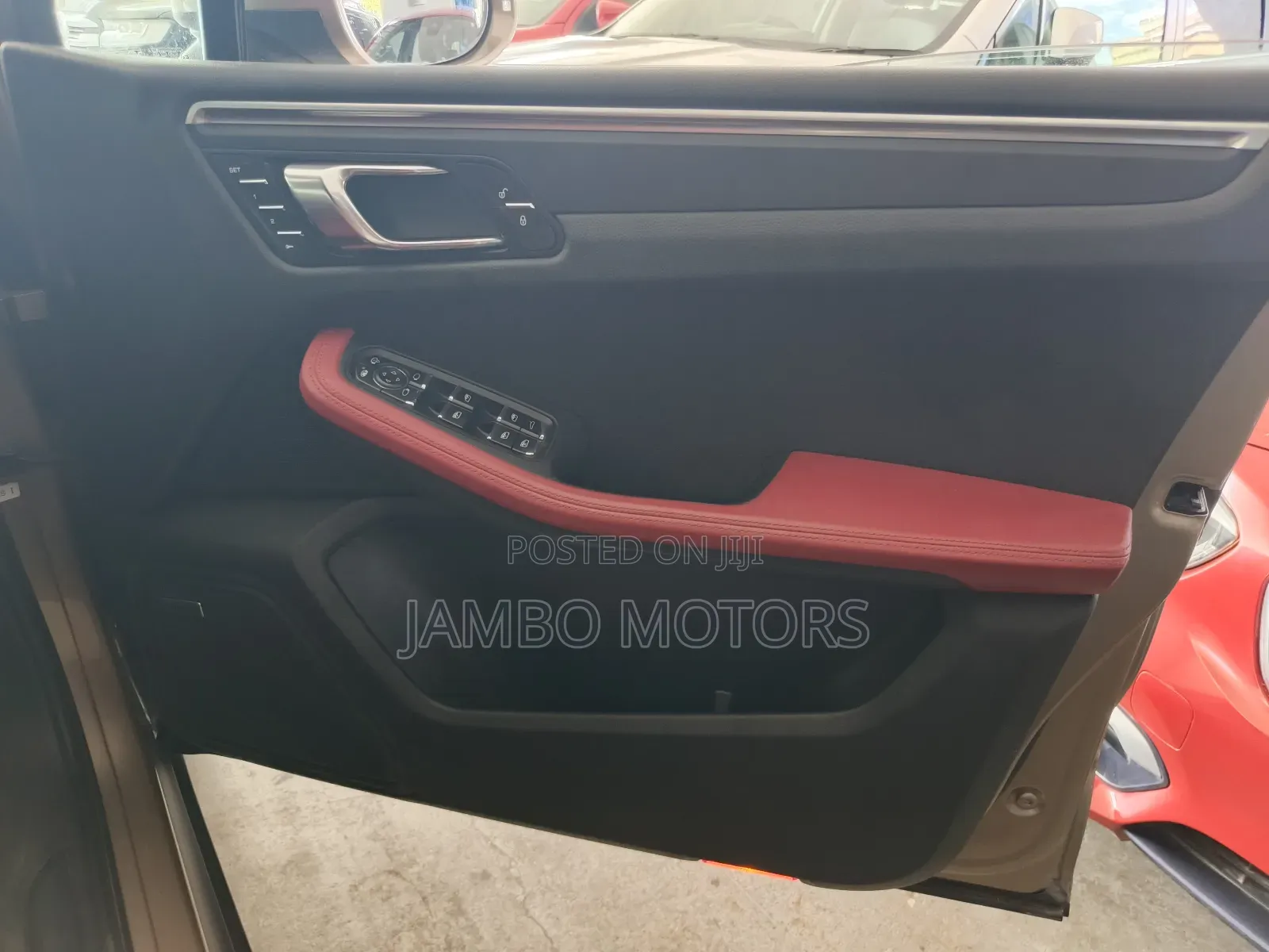 Porsche Macan Base 2018 Gold