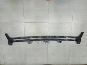 Prado 2014 Lower Grille - main view