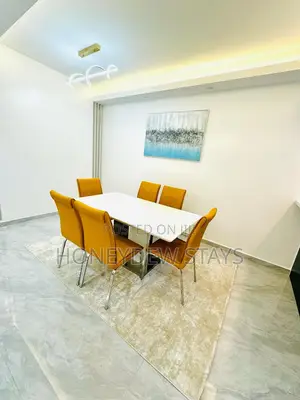 Royal Oaks Residency – 5br All en-Suite Apartment