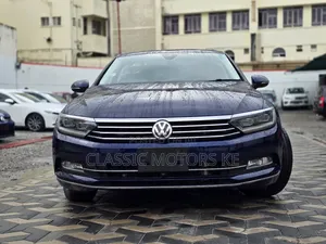 Volkswagen Passat 2018 Blue