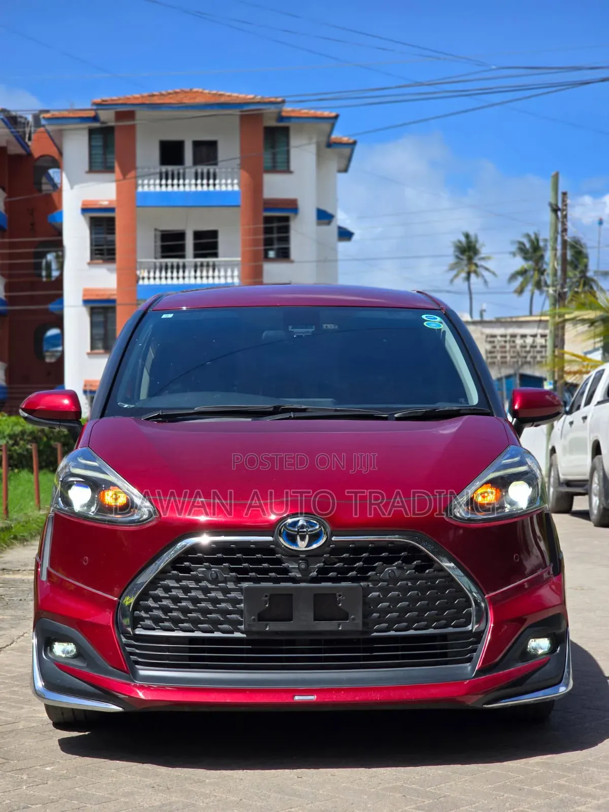Toyota Sienta 2019 Red