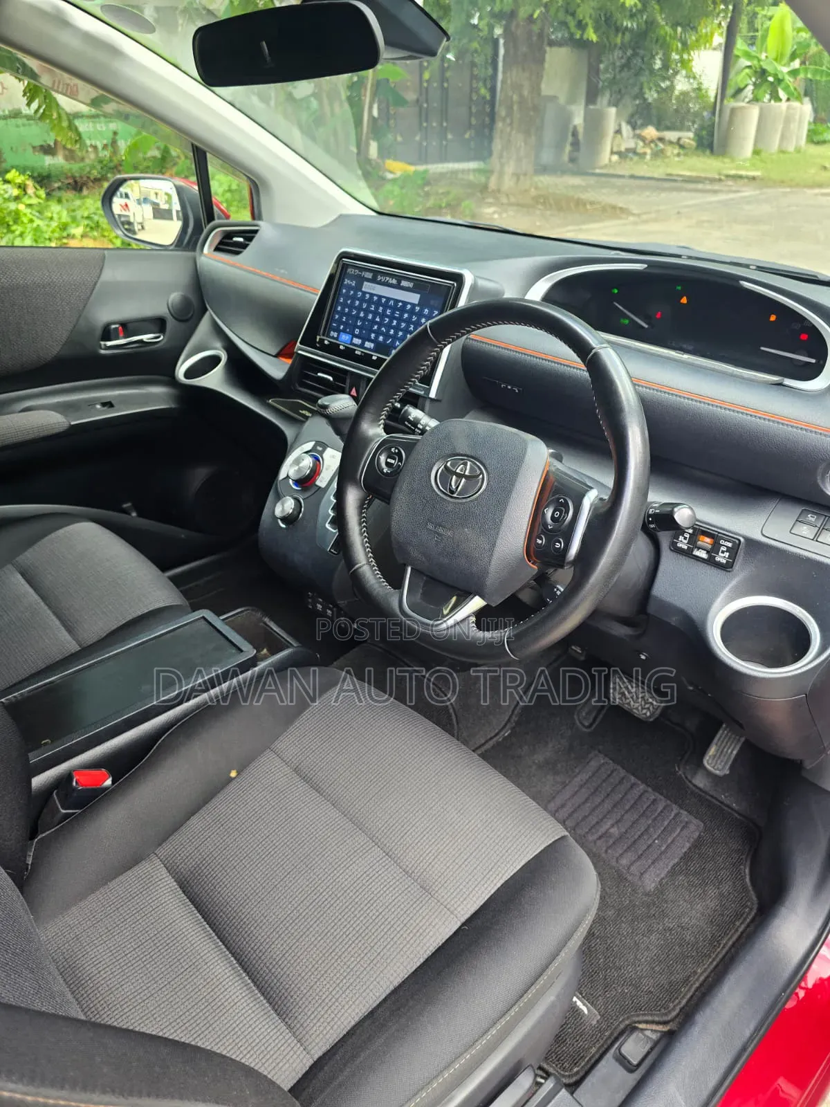 Toyota Sienta 2019 Red