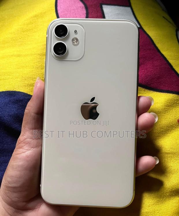Apple iPhone 11 128 GB Gold - thumbnail 4