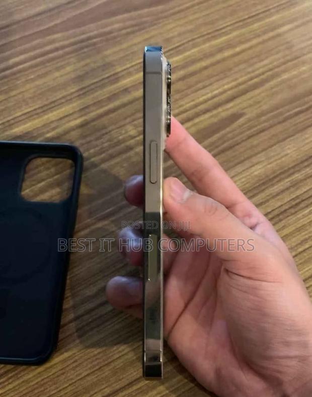 Apple iPhone 13 Pro 128 GB Gold - thumbnail 3