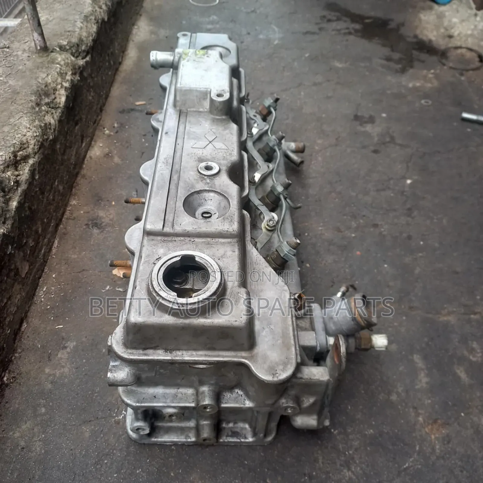 Mitsubishi 4m40 Cylinder Head