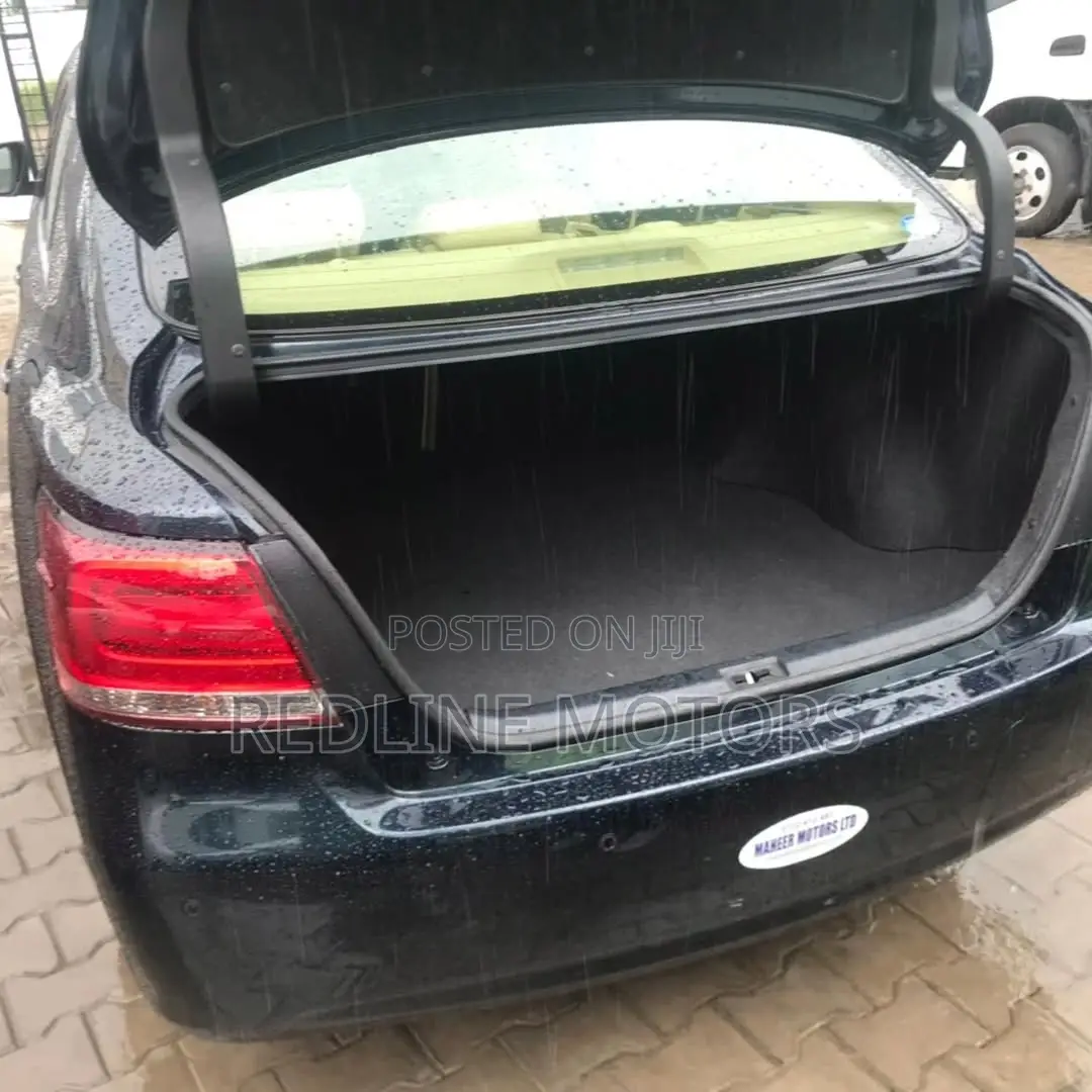 Toyota Premio 1.8 AWD 2018 Black