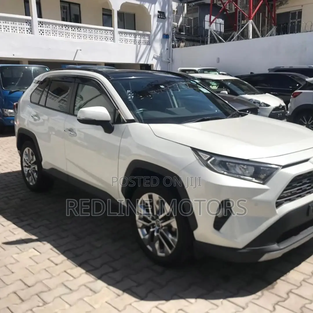 Toyota RAV4 Limited FWD 2020 White