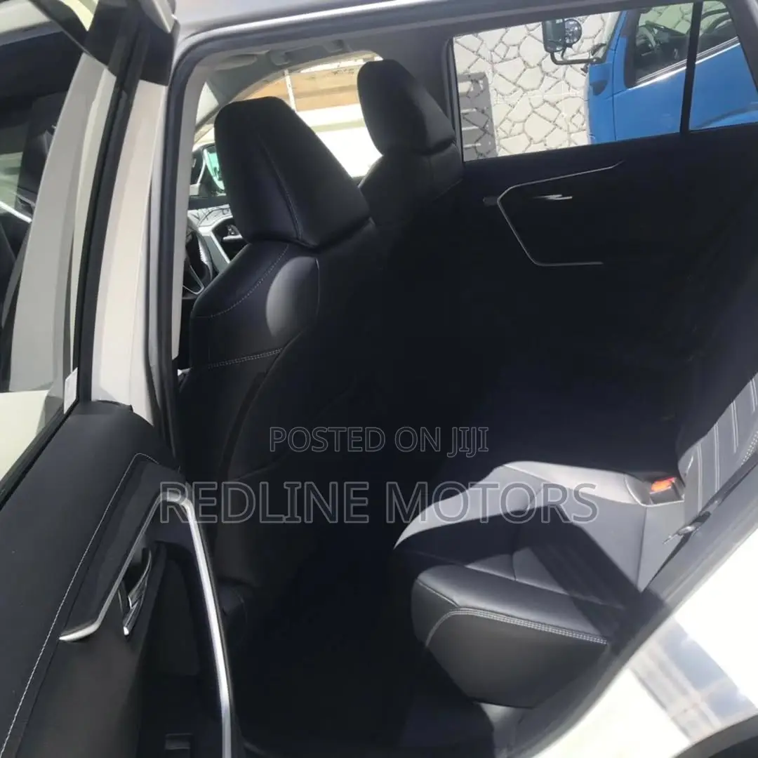 Toyota RAV4 Limited FWD 2020 White