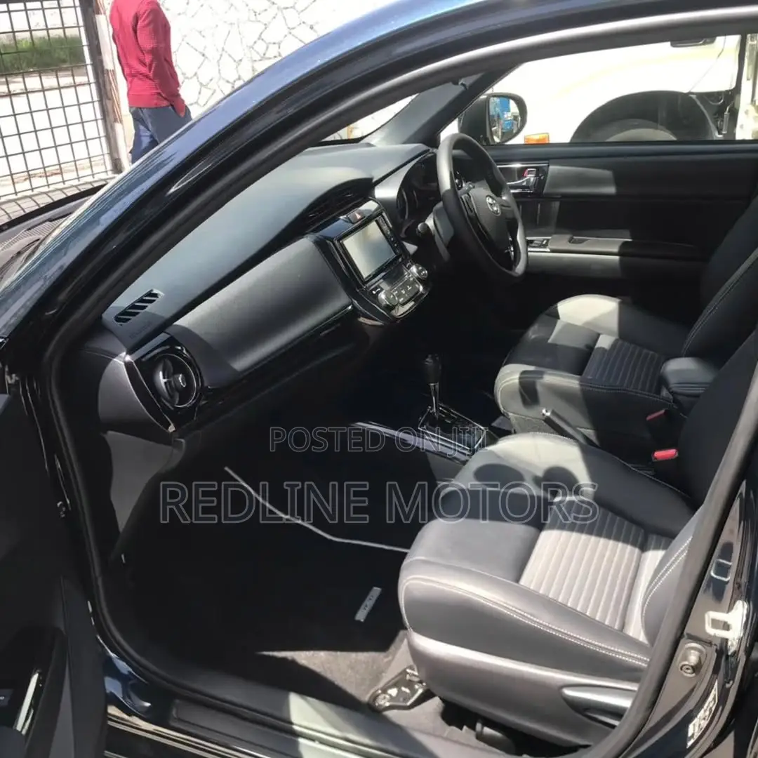 Toyota Corolla Fielder 1.8 Petrol FWD 2018 Green