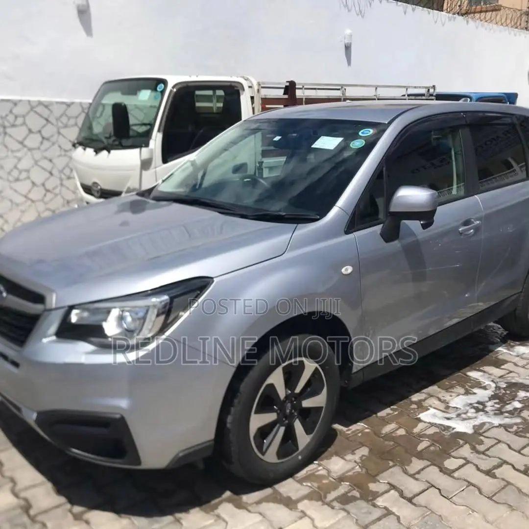 Subaru Forester 2017 Silver