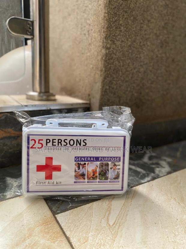 Safe and Simple First Aid Kit - main view