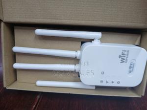 Wireless Wi-Fi Repeater - main view