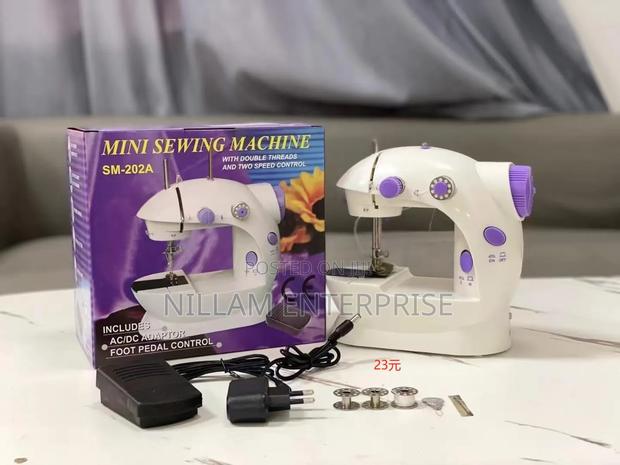 Mini Sewing Machines - main view