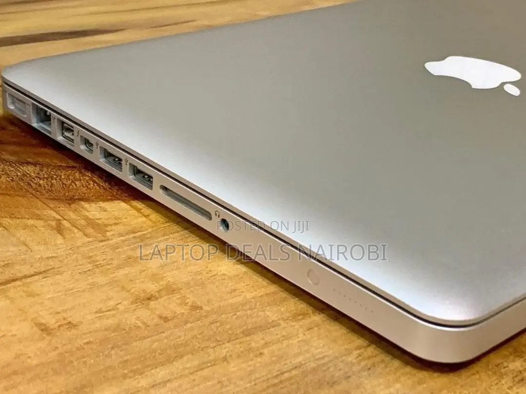 Laptop Apple MacBook 2012 8GB Intel Core I5 HDD 500GB