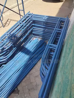 ~Titan Scaffolds Ladder~