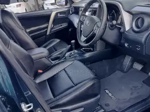 Toyota RAV4 2018 Green